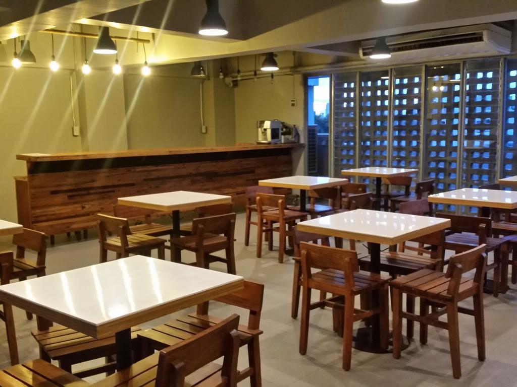 Brblock Boutique And Residences ماكاتي المظهر الخارجي الصورة